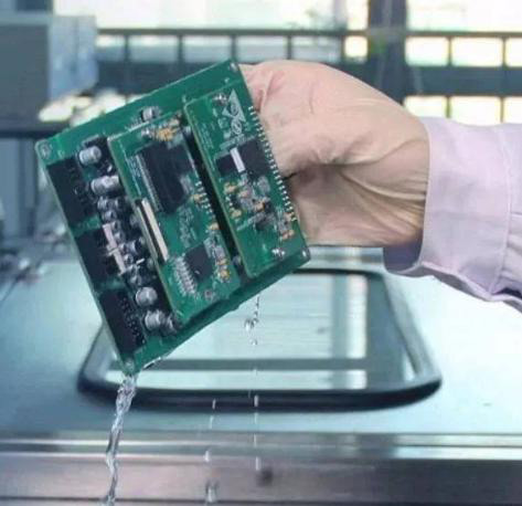 線路板消泡劑應(yīng)用場(chǎng)景圖