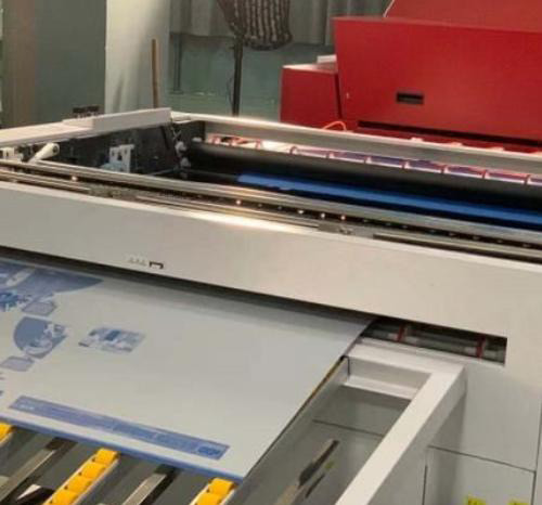 潤(rùn)版液消泡劑應(yīng)用場(chǎng)景圖